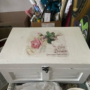 Decorative Floral lace White Storage Box